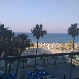  Апартаменты Horizon Luxury At Finikoudes Beach 303 Кипр